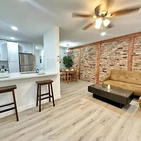 Spacious 1Br And 1Ba In Montrose Near Downtown & Nightlife
